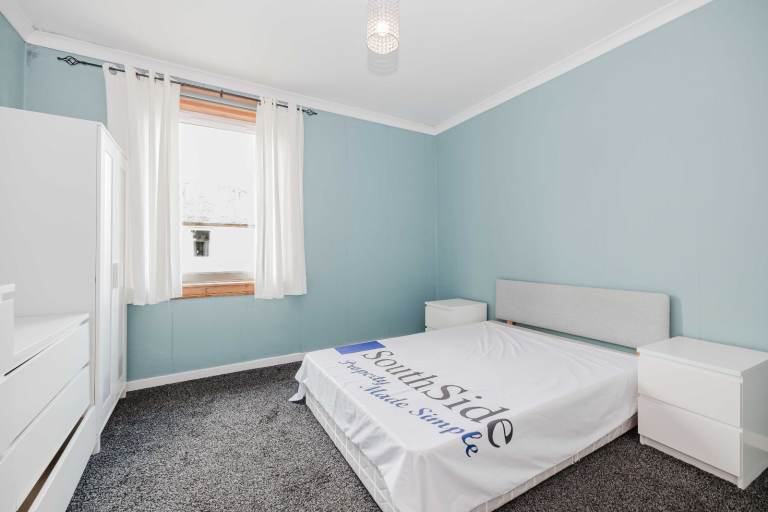 Desirable, 2 bed, 1st floor furnished flat with private garden, in Corstorphine – available soon!