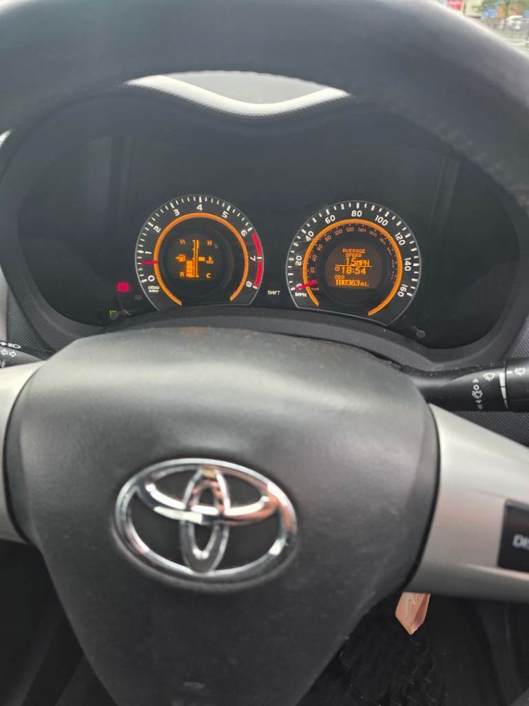 Toyota, AURIS, Hatchback, 2010, Manual, 1329 (cc), 5 doors