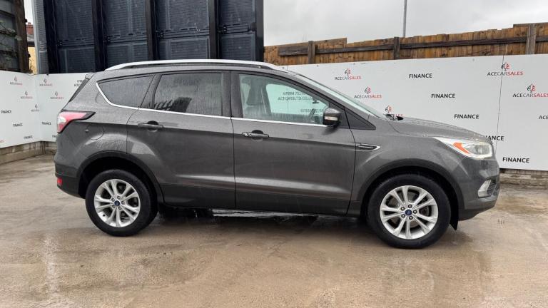 2017 Ford Kuga 2.0 TDCi Titanium Euro 6 (s/s) 5dr HATCHBACK Diesel Manual
