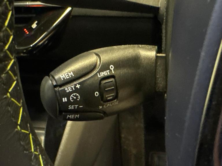 2022 Peugeot 2008 100kW GT 50kWh 5dr Auto HATCHBACK ELECTRIC Automatic