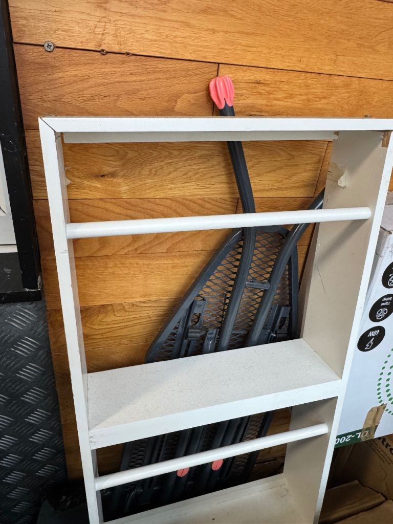 White Wooden Bookshelf / Storage Unit – Good Condition