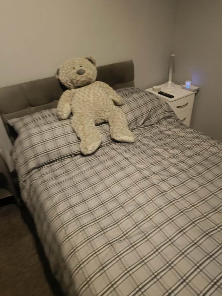 Double room to rent.