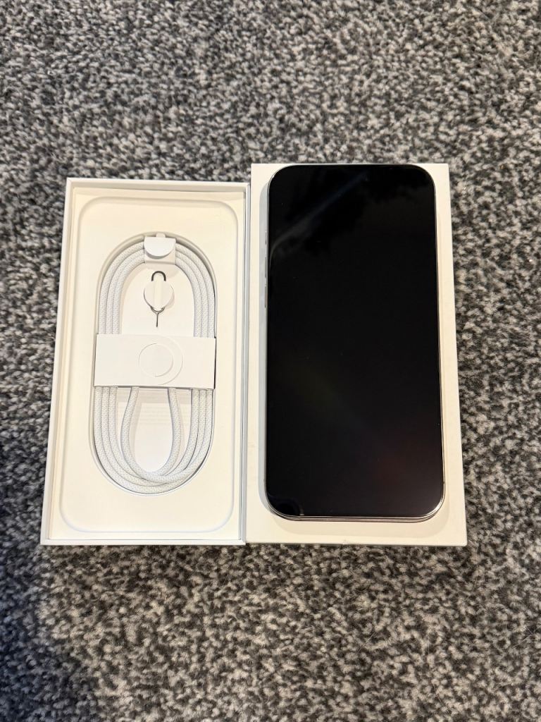 Apple IPhone 16 pro max 