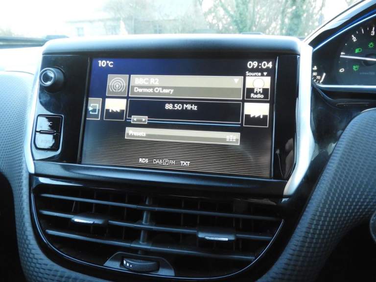 2016 Peugeot 2008 1.6 BlueHDi 100 Allure 5dr [Non Start Stop] HATCHBACK DIESEL Manual