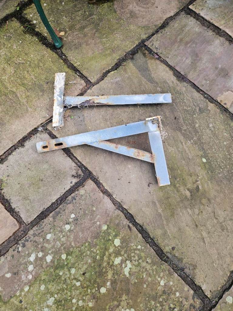 Free TV Aerial &bracket