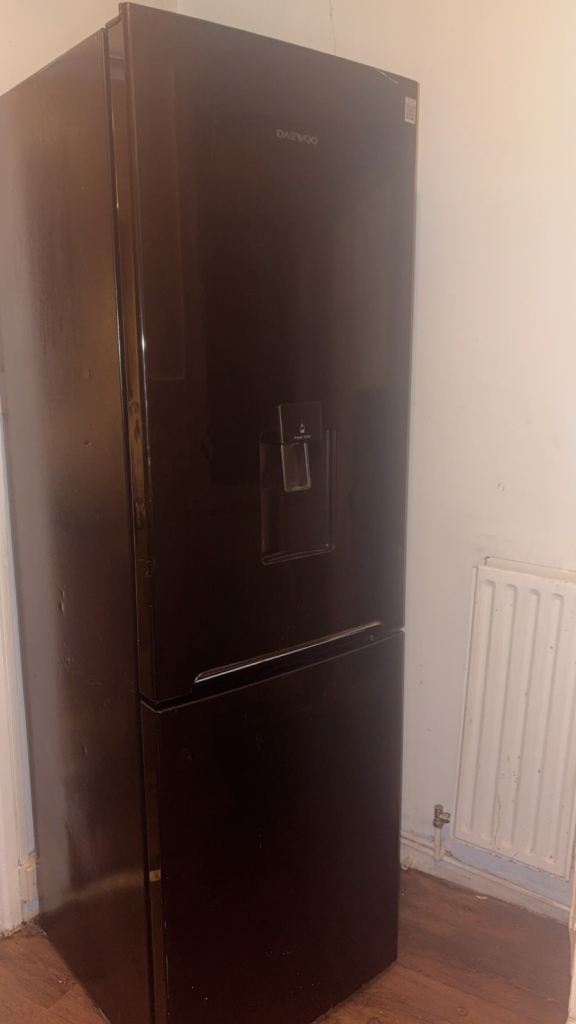 Daewoo black fridge freezer 