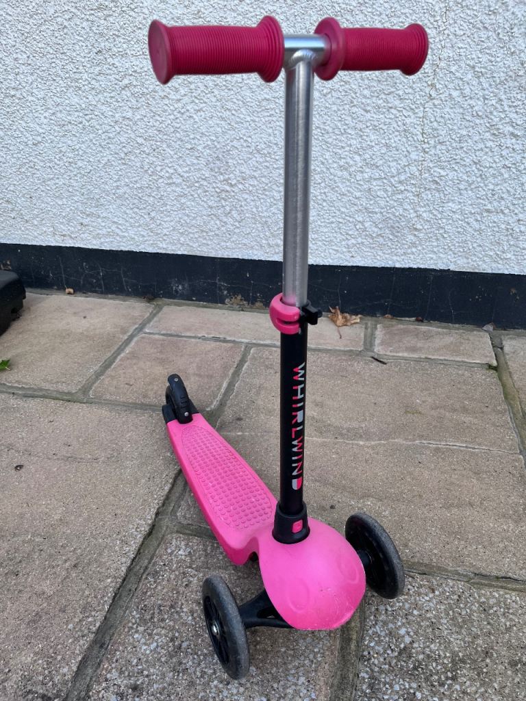 Kids 3 wheel scooter 