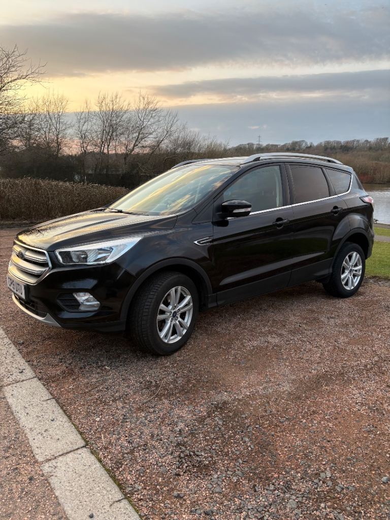 Ford Kuga Zetec TDCi 1.5 Diesel – 5 Door – Full Service History – new MOT