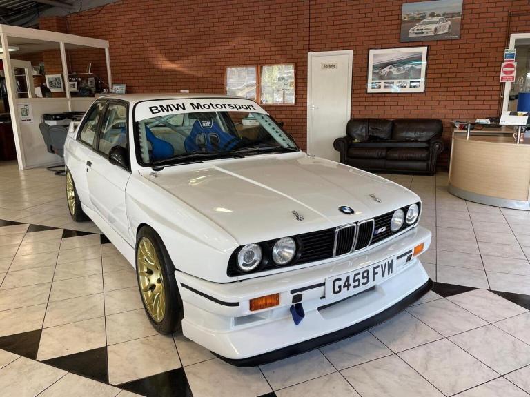 BMW M3 E30 M3 1988