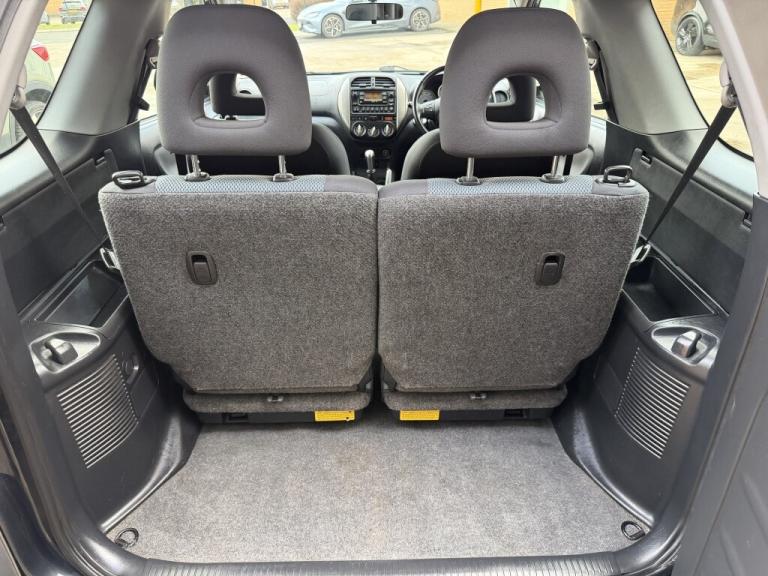 2006 Toyota RAV4 2.0 XT3 3dr ESTATE PETROL Manual