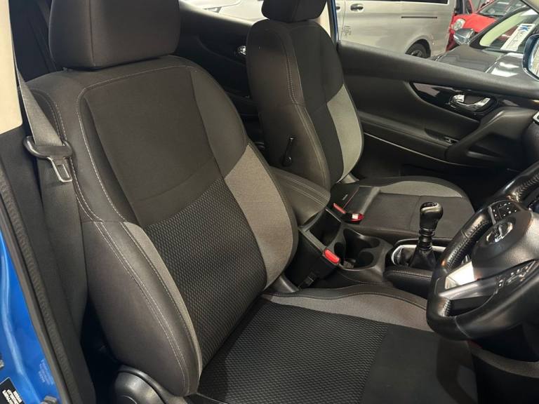 2018 Nissan Qashqai 1.5 dCi Acenta SUV 5dr Diesel Manual Euro 6 (s/s) (110 ps) HATCHBACK Diesel M...