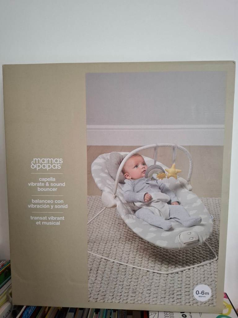 Mamas & Papas Baby Bouncer lullaby and vibrate rocking