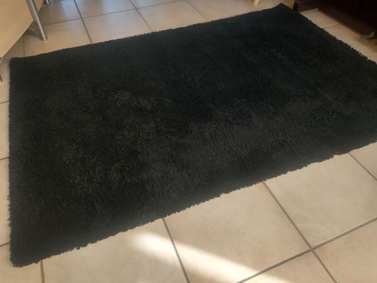 Brown Ikea Rug In Very Good Condition