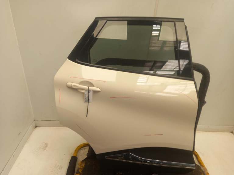 Renault Captur Right Rear Door O/S 13-19 Cream/Black 5 Door Hatchback 821002934r