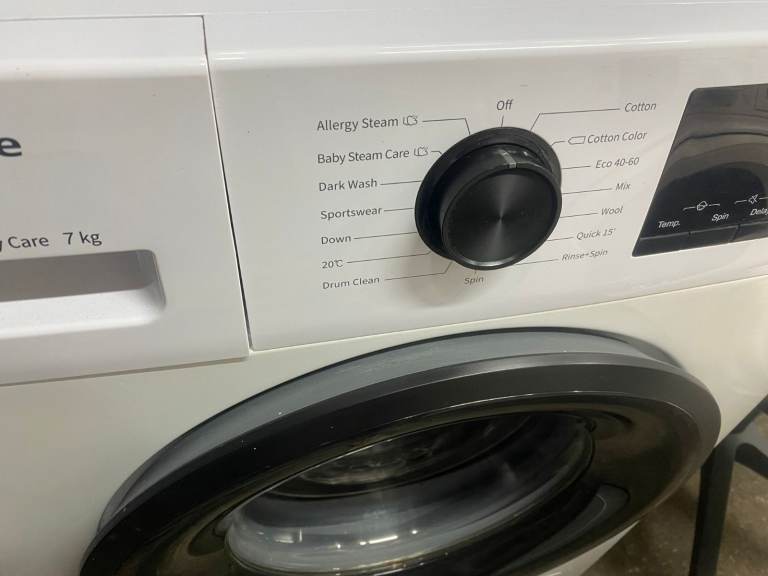 Hisense 7kg Washing Machine – White, Excellent Condition