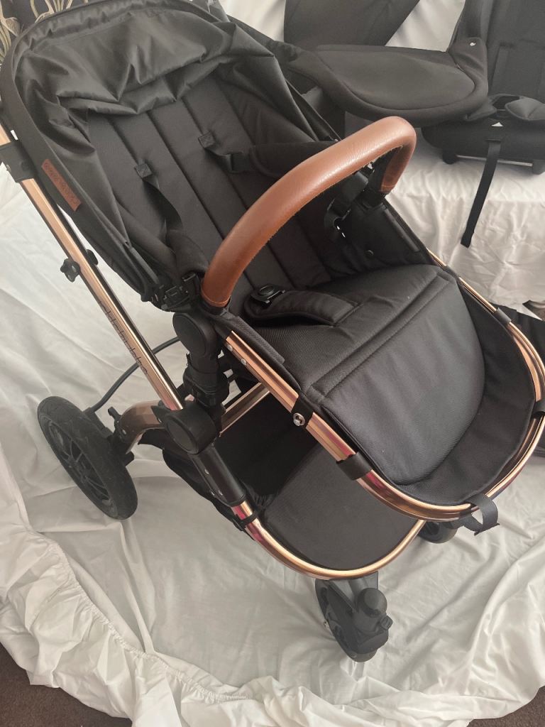 Black Baby Pushchair with Rose Gold Frame – As Good As New