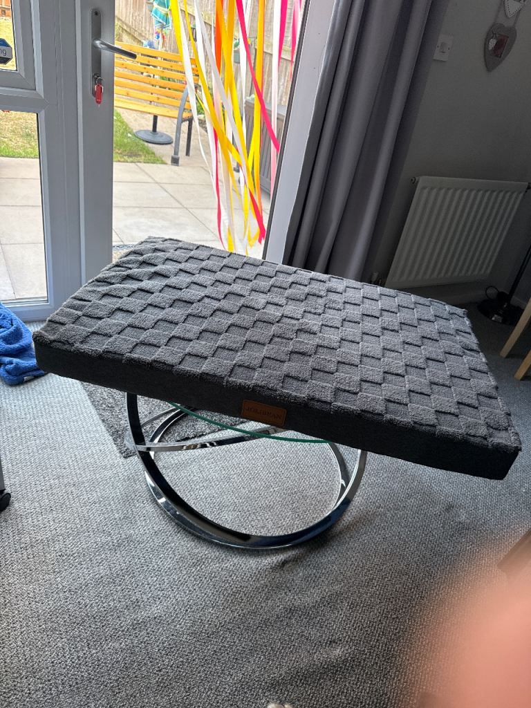 Dog bed