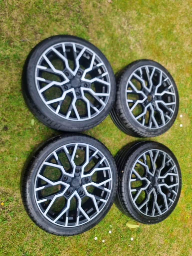 Tranist custom alloy wheels 20"
