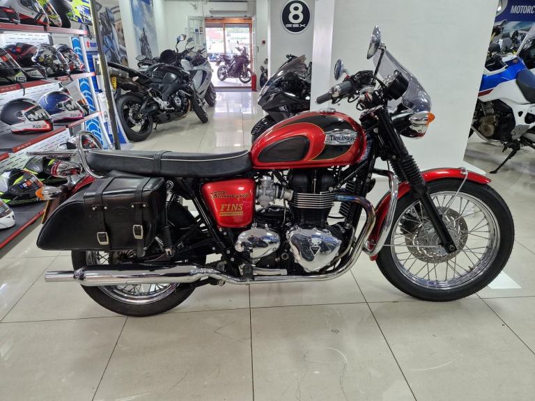 2014 TRIUMPH BONNEVILLE T100