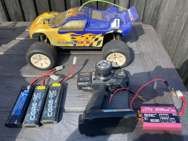 Remote controlled race care