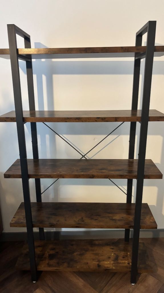 Shelving unit 