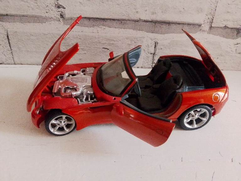 Dodge copperhead Metal Model Sports Car – Doors, Bonnet, and Boot Open