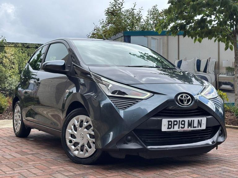  Toyota AYGO 1.0 VVT-i x-play x-shift Euro 6 5dr Petrol Automatic