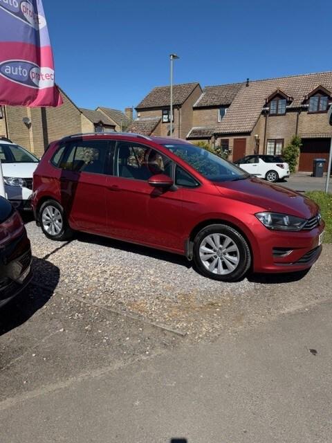 VOLKSWAGEN GOLF SV 1.4 TSI BlueMotion Tech SE 2016