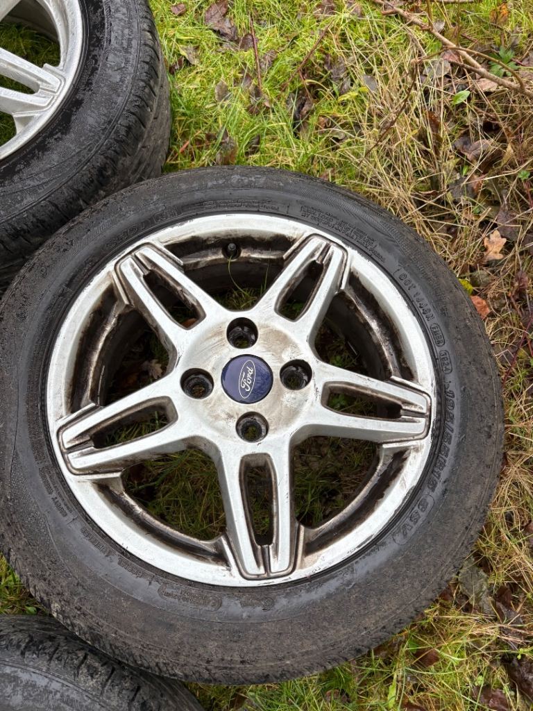 15” 4x108 Ford fiesta zetec ecoboost spoke alloy wheels alloys with tyres Mk8