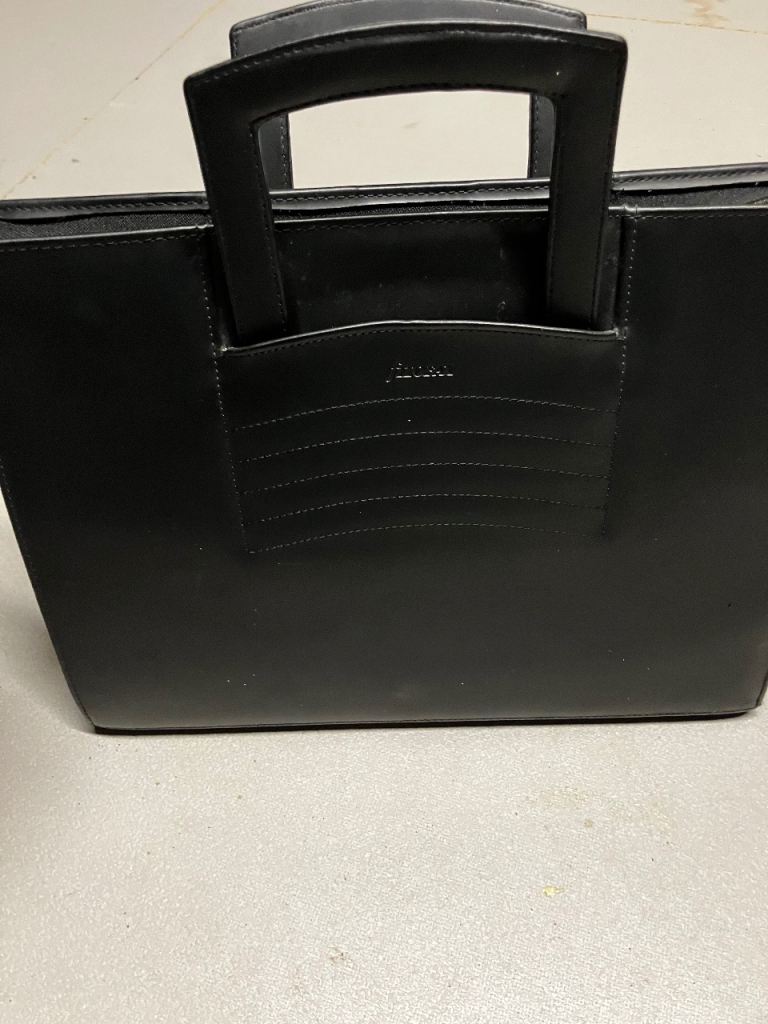 Filofax A4 Zipped Case 
