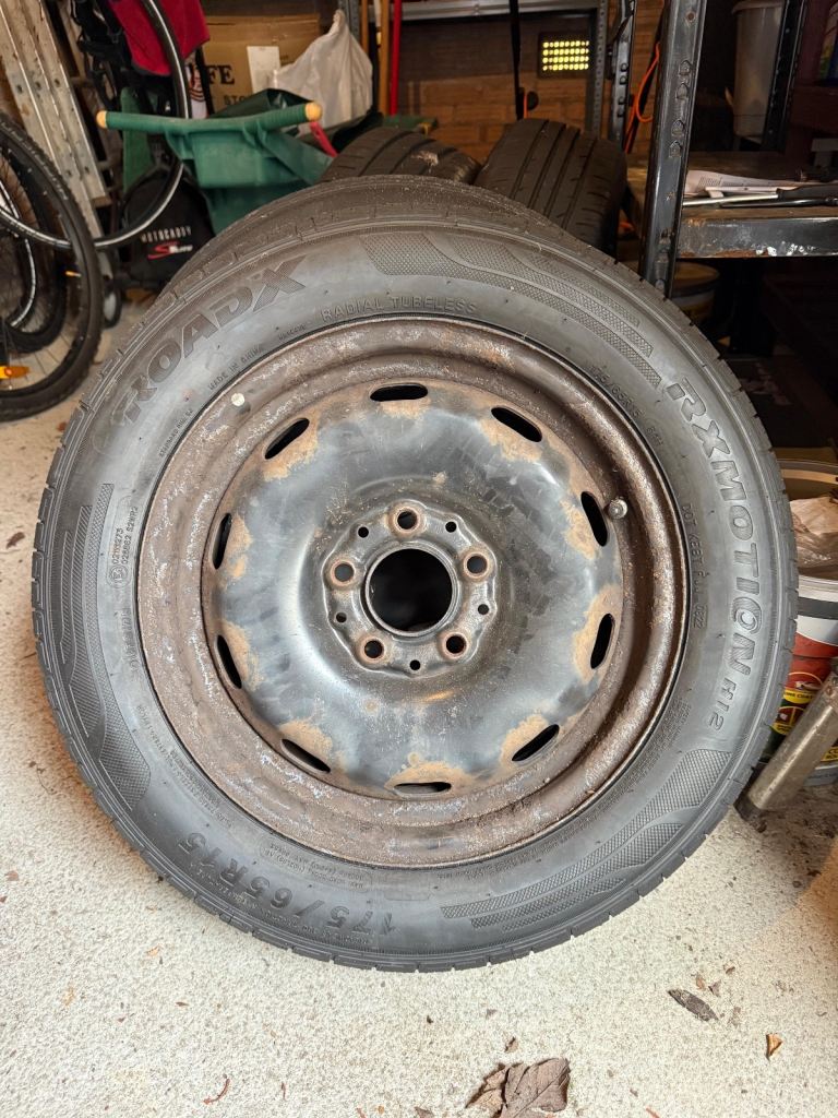 Mini one wheels and trims