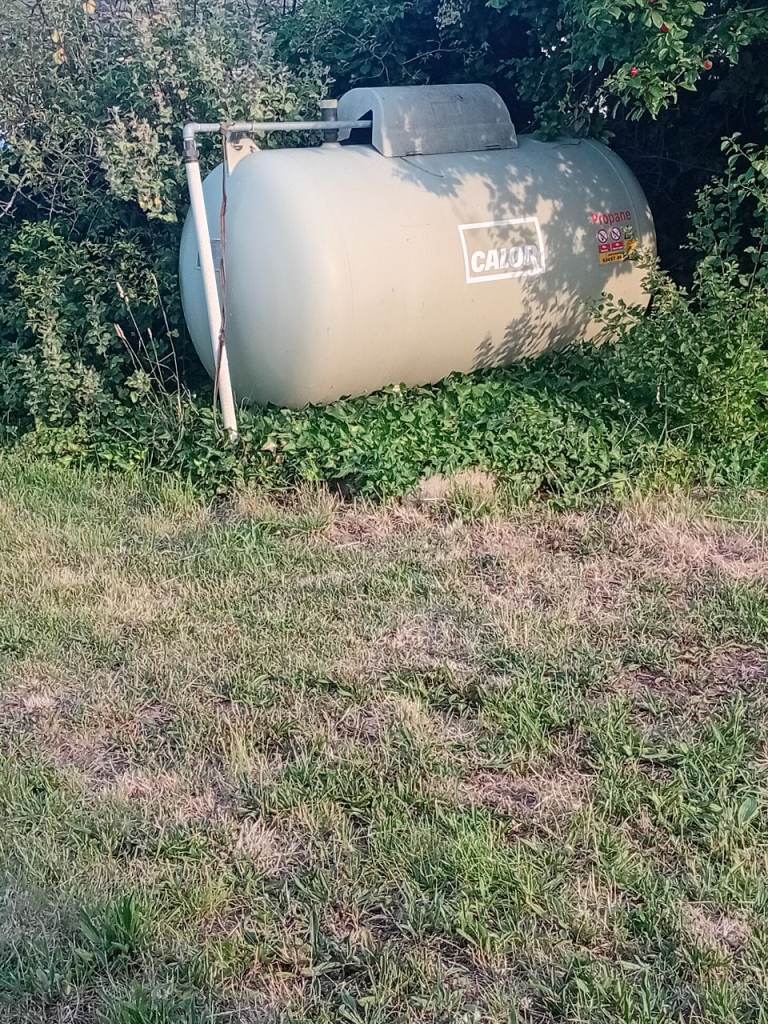 Large calor gas tank for sale