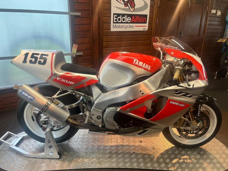 1994 YAMAHA YZF750 R CLASSIC RACE/TRACK BIKE IMMACULATE,*NO EXPENSE SPARED*