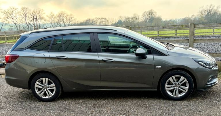 Vauxhall Astra Design (2018) 1.0i Turbo ecoFLEX Design Sports Tourer 5dr Petrol Manual Euro 6 (s/s)