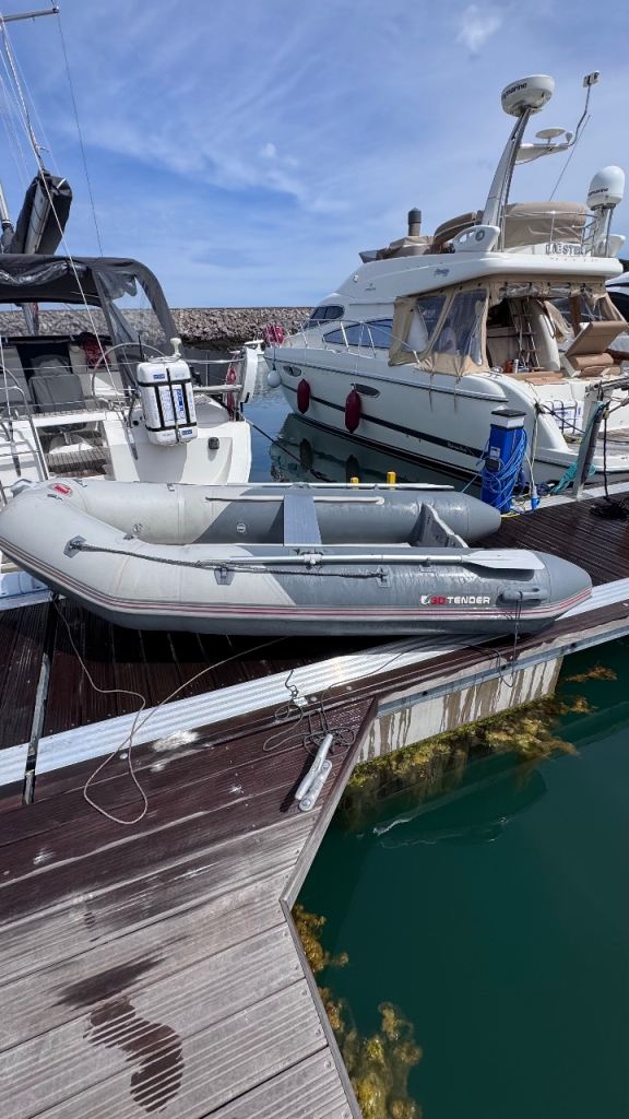 3D Marine VIB310 Inflatable Dinghy Tender with Oars