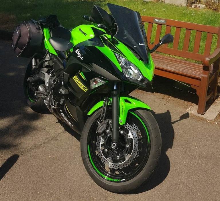 Kawasaki Ninja 2019 (69)650 KRT model 
