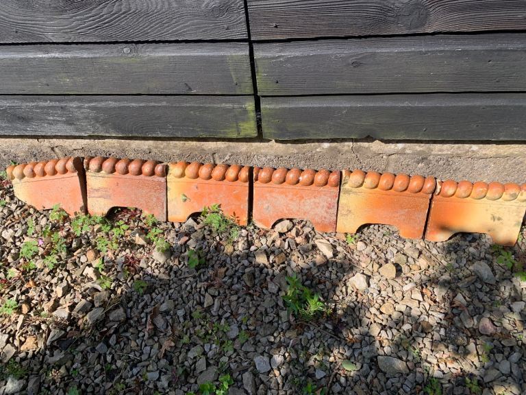 6x Large Victorian Salt Glazed Rope Top Garden Edging Tiles 