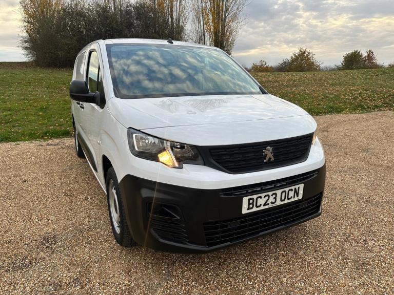 Peugeot Partner 1.5 BlueHDi 950 Professional Premium + Long Panel Van LWB Euro 6 (s/s) 6dr Diesel...