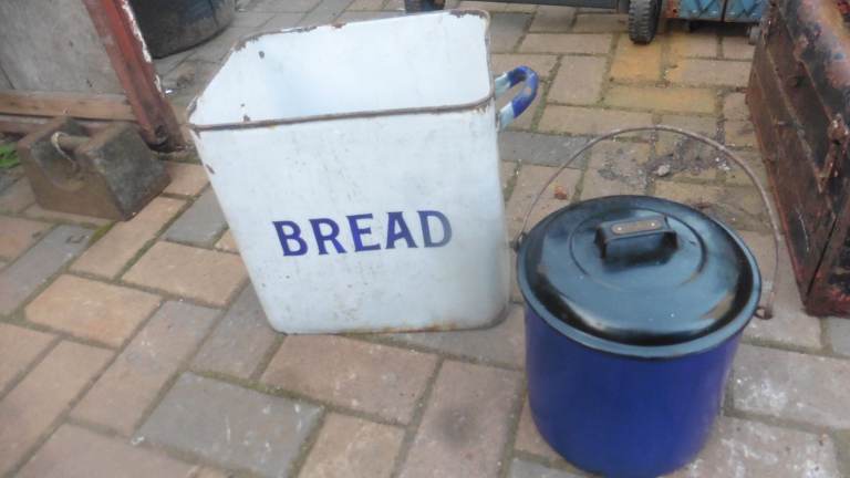 VINTAGE ENAMEL BREAD BIN AND STORAGE CONTAINER