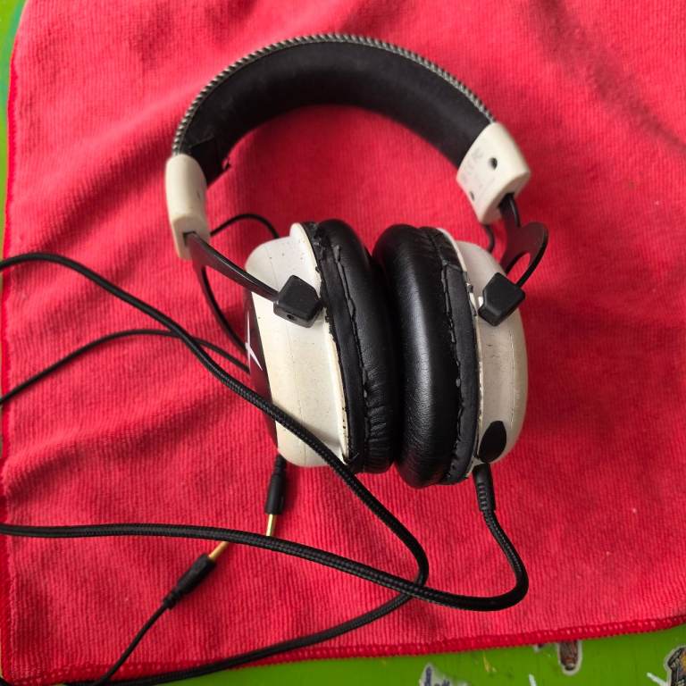 Kingston Hyper Gaming Headphones 