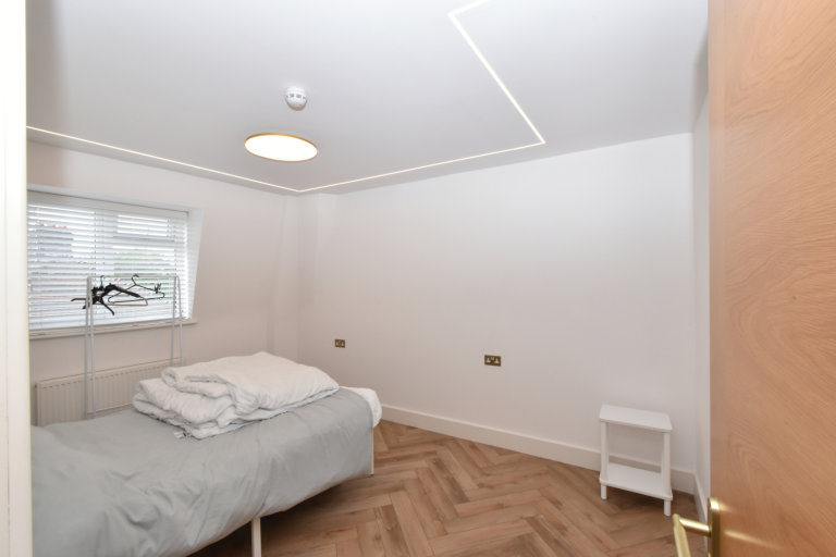 1 bedroom flat in Northolt Road, HARROW, HA2