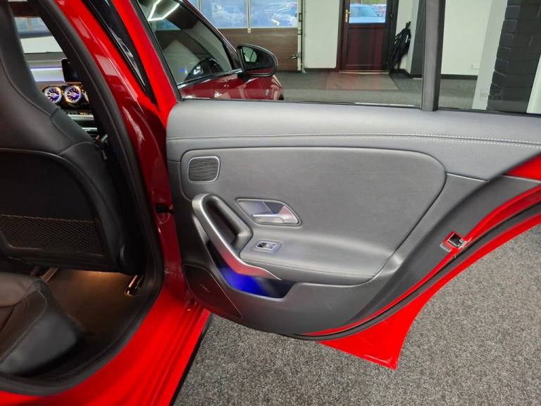2019 Mercedes-Benz A-Class 2.0 A35 AMG (Premium Plus) Hatchback 5dr Petrol SpdS DCT 4MATIC Euro 6...