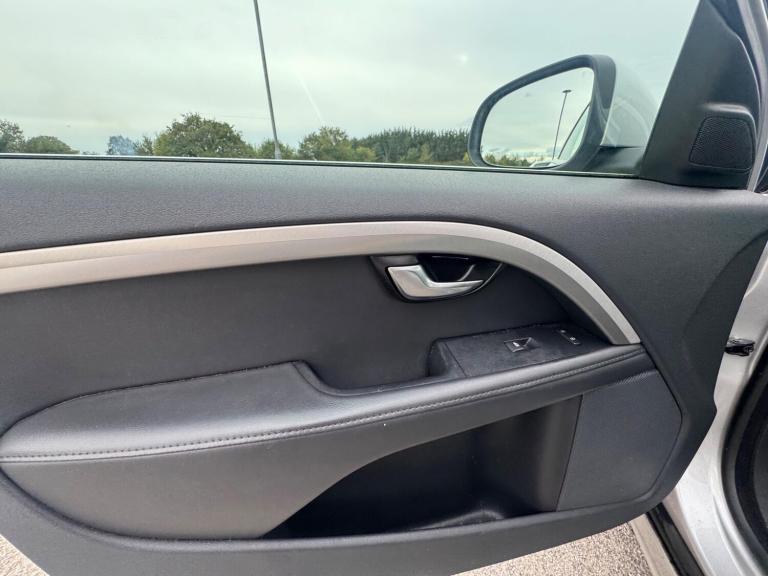 2012 Volvo S80 1.6D DRIVe SE Powershift Euro 5 (s/s) 4dr SALOON Diesel Automatic