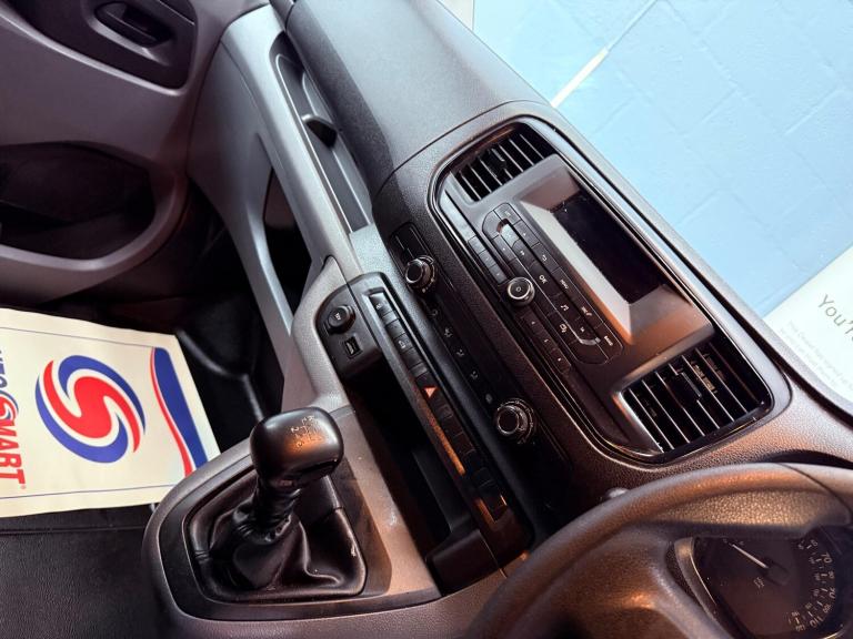 2019 Vauxhall Vivaro 1.5 Turbo D 2700 Edition L1 H1 Euro 6 (s/s) 5dr PANEL VAN Diesel Manual