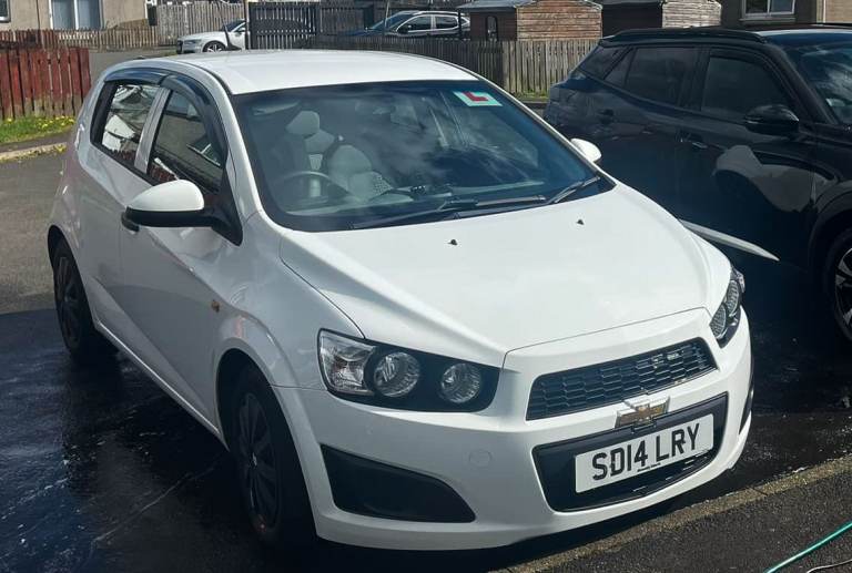 Chevrolet, AVEO, Hatchback, 2014, Manual, 1229 (cc), 5 doors