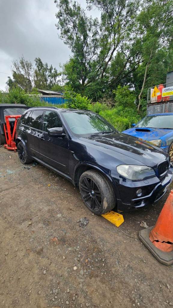 Bmw x5 59 plate breaking ( NOT FOR SALE COMPLETE)