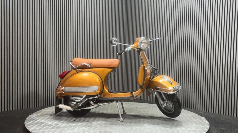 Piaggio Vespa PX 1984 GREAT RUNNING CLASSIC 2 STROKE SCOOTER 125CC LEARNER