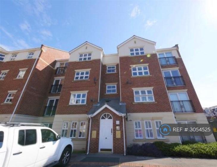 2 bedroom flat in Edward House, Sunderland, SR2 (2 bed) (#3054525)
