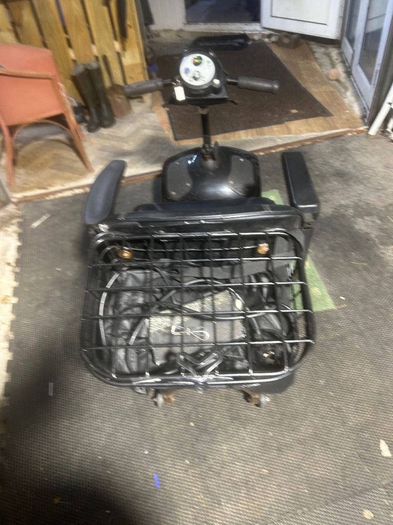 Mobility scooter 
