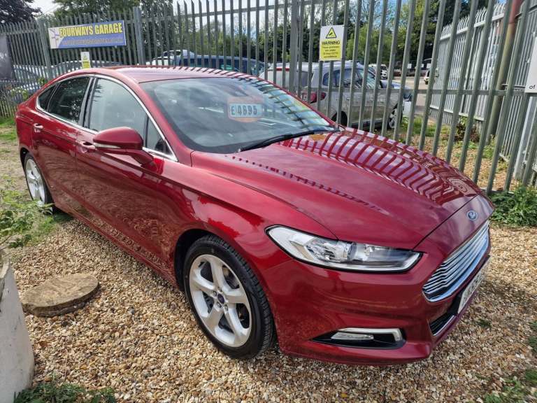 2016 Ford Mondeo 2.0 TDCi Titanium 5dr Sat Nav**  £35 Road Tax ** HATCHBACK Diesel Manual